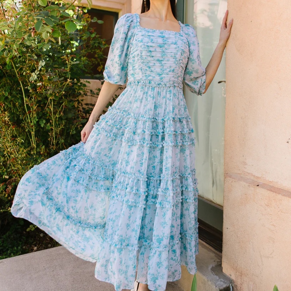 Floral flowy square neck dress with ruffle details